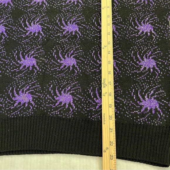 Vintage Funky Whimsygoth Metallic Reversible Grandmacore Sweater SZ L/XL - Picture 15 of 15